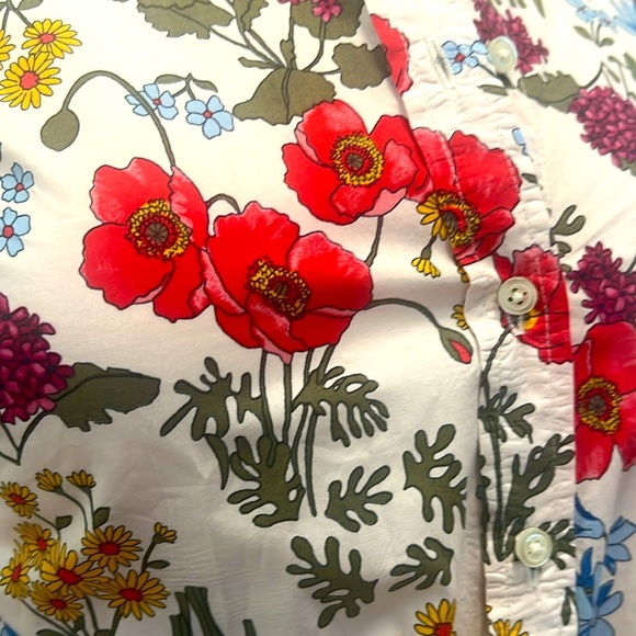 TALBOTS-floral White and Red Long Sleeve Button Down Shirt with Notched Collar - Picture 6 of 7